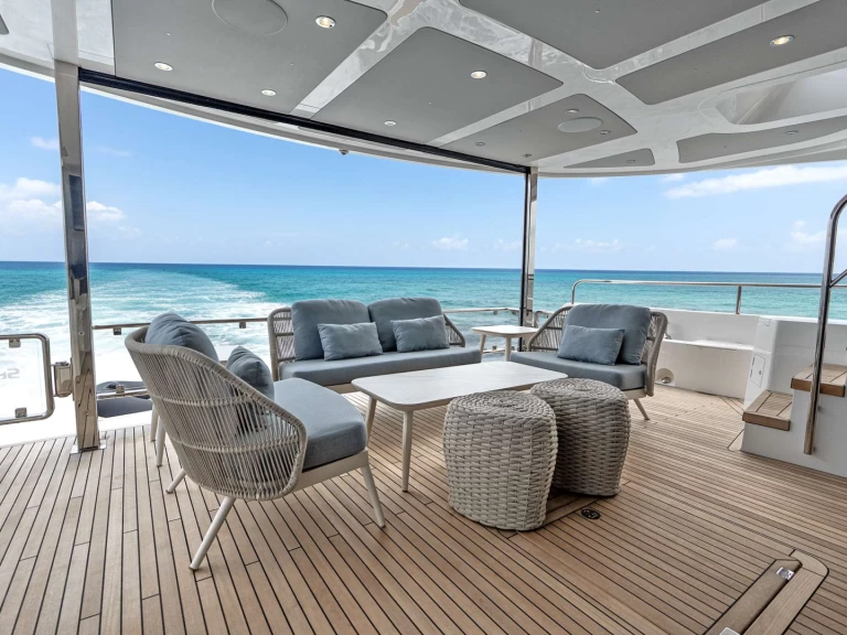 Alquiler Yate de lujo Sunseeker con o sin  título de navegación