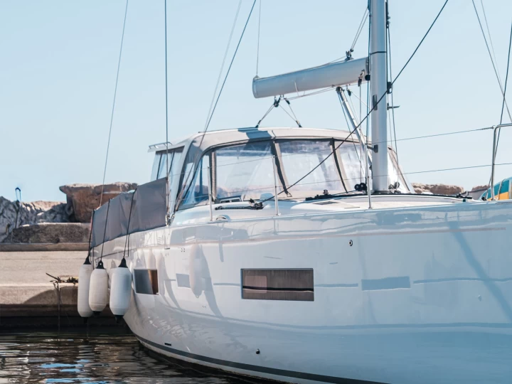 Alquiler de Velero, con o sin patrón Bénéteau Hyères