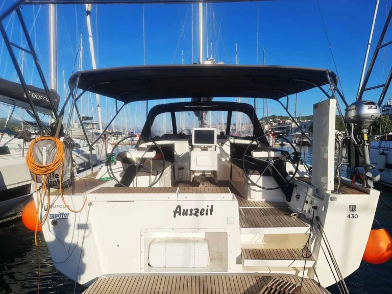 Alquiler Murter-Kornati - Dufour Dufour 430 en SamBoat