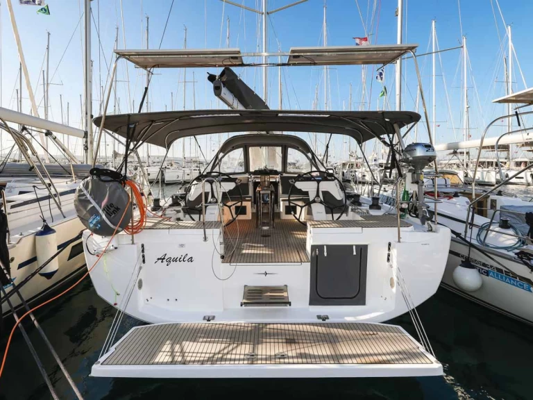 Alquiler de barcos Murter-Kornati barato de Bavaria C46