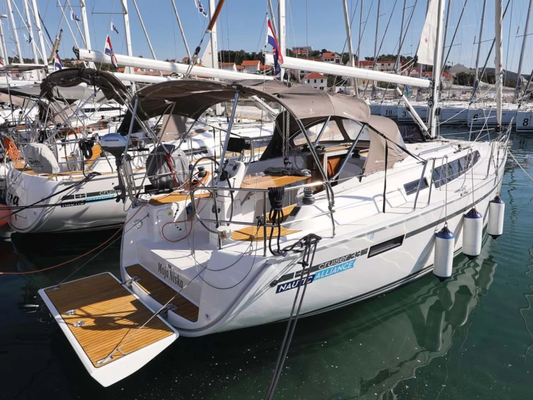 Alquiler Velero Bavaria con o sin  título de navegación