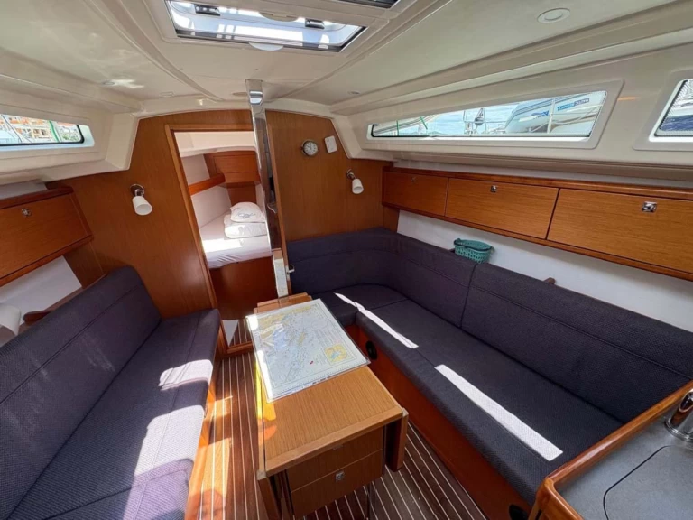 Bavaria Cruiser 34 de alquiler a Murter-Kornati