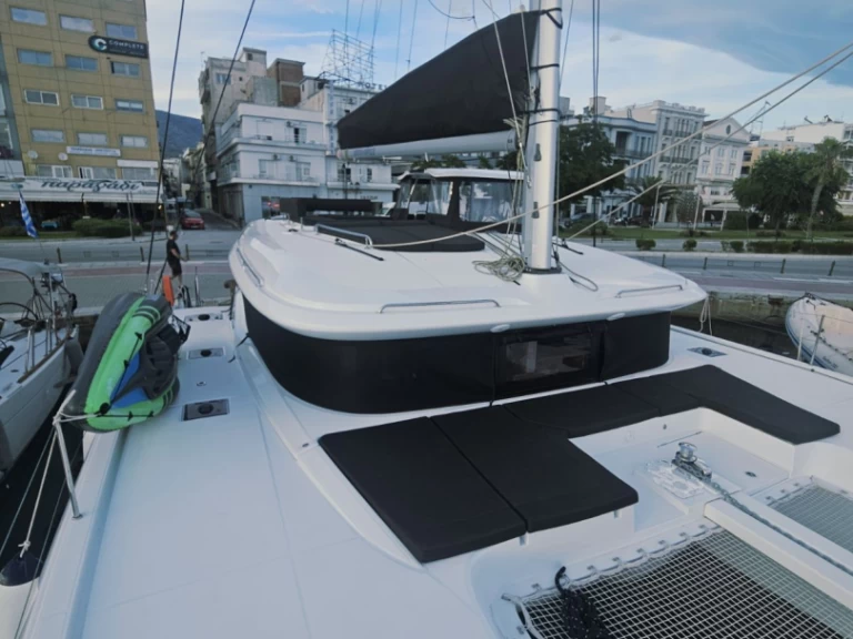 Alquiler de Lagoon Lagoon 43 en Volos
