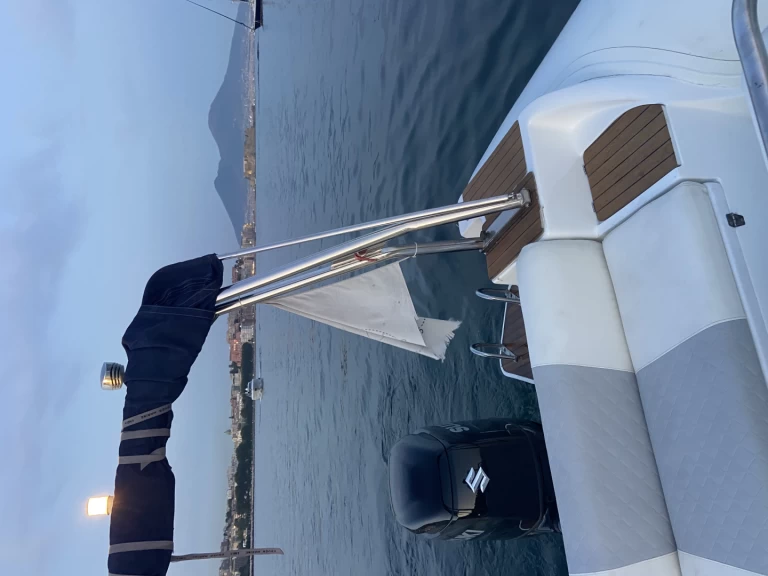 Alquiler de embarcaciones Sacs Madras 7.50 enNápoles en Samboat