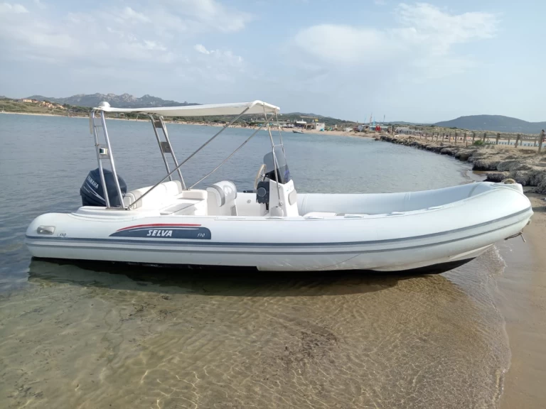 Alquiler Neumática en Palau - Predator 570