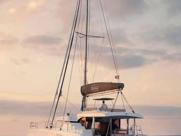 Catamarán para alquilar Palma de Mallorca al mejor precio