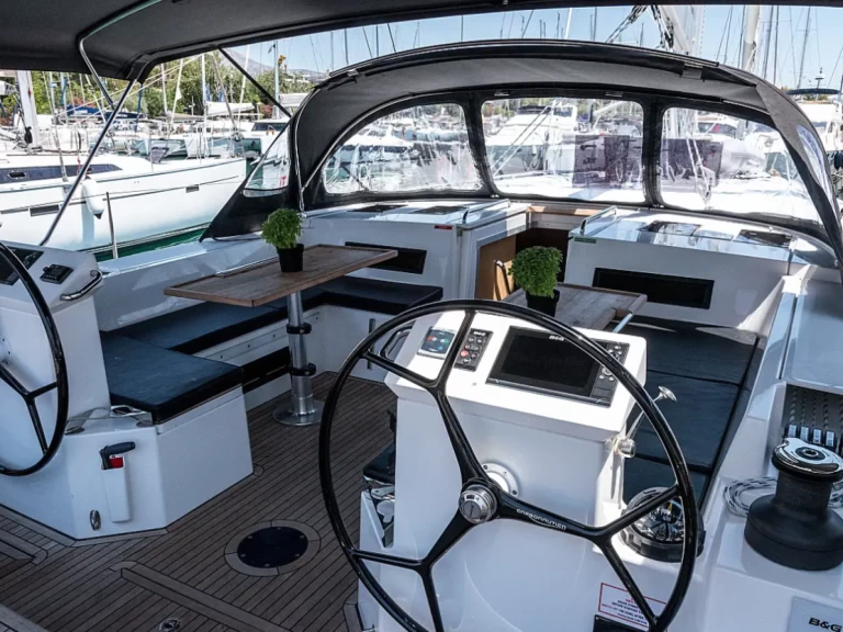 Bavaria Bavaria C50 de alquiler a Lefkáda