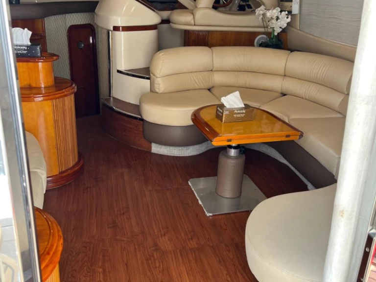 Lancha para alquilar Dubai Marina al mejor precio