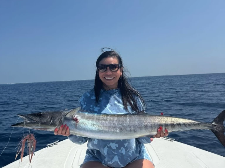 Alquiler Lancha Touring 24 con o sin  título de navegación