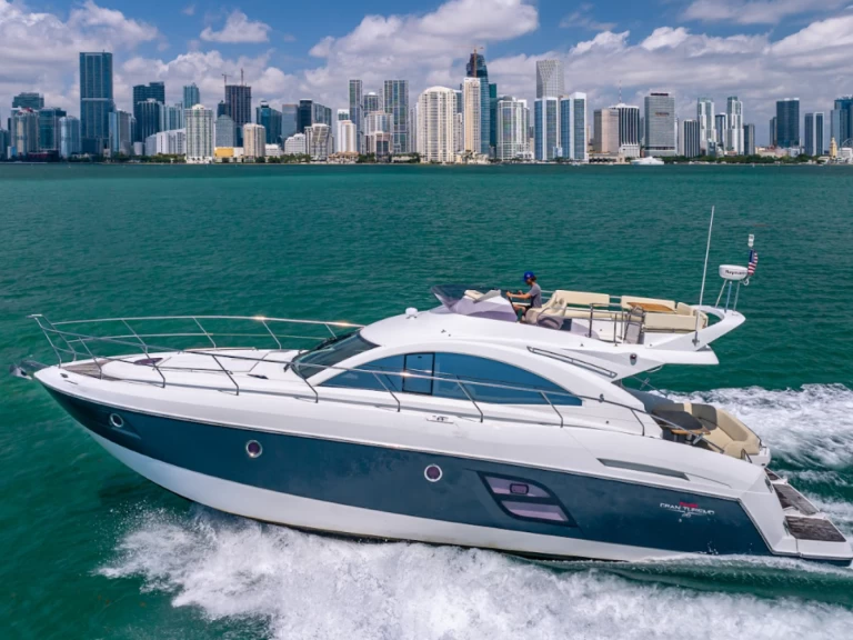 Alquiler Yate de lujo Bénéteau con o sin  título de navegación