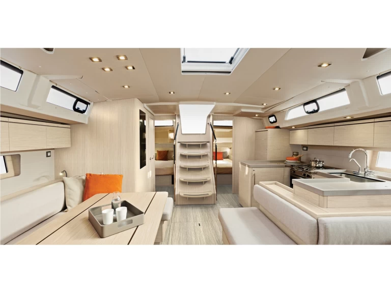 Alquiler de Bénéteau Oceanis 51.1 en Gouviá