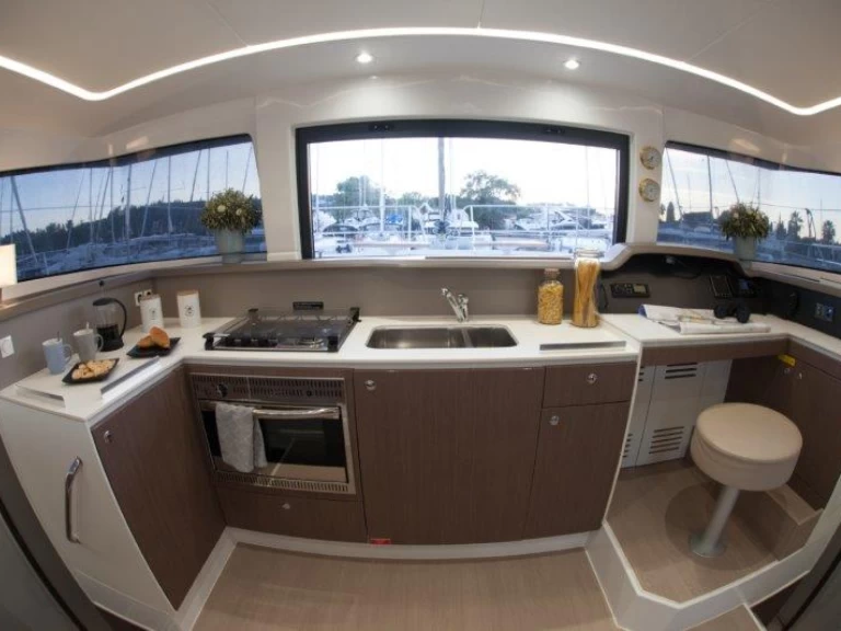 Alquiler Catamarán Bali con o sin  título de navegación