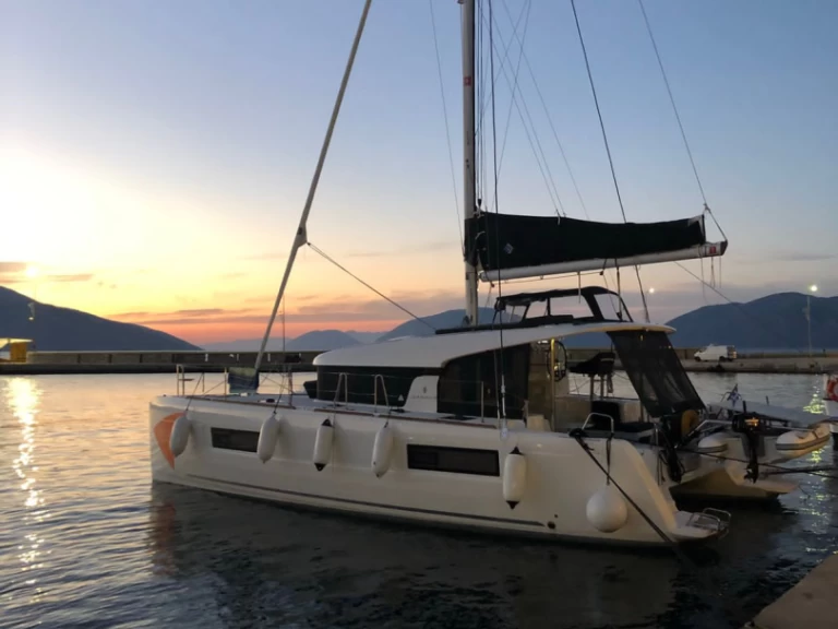 Catamarán para alquilar Préveza al mejor precio