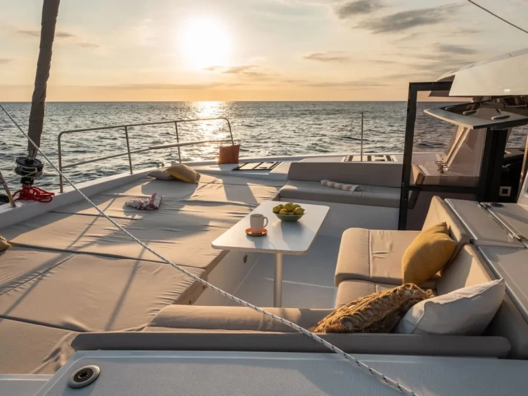 Alquiler de embarcaciones Bali Bali 4.4 enÁlimos en Samboat