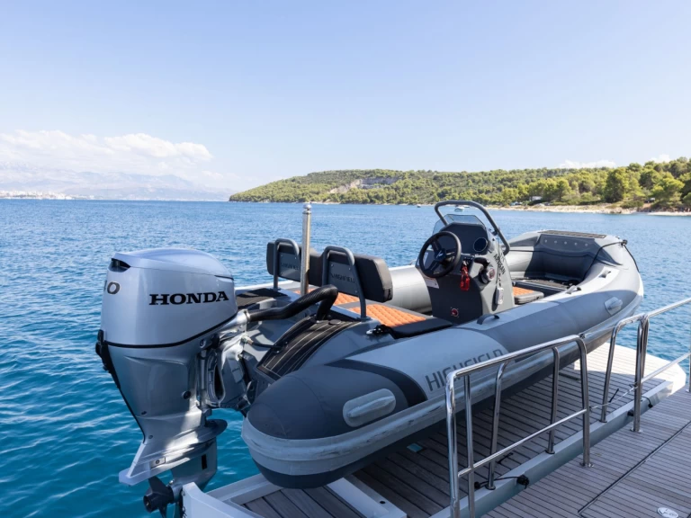 Catamarán para alquilar Split al mejor precio