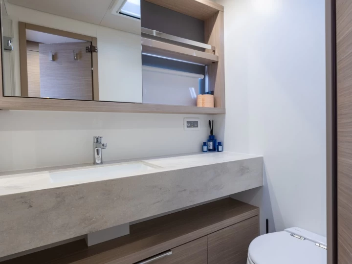 Lagoon Lagoon 55 LUXURY version (2025) de alquiler a Split