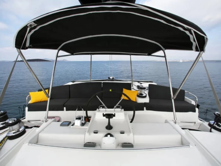 Alquiler de embarcaciones Lagoon Lagoon 440 enSan Pedro del Pinatar en Samboat