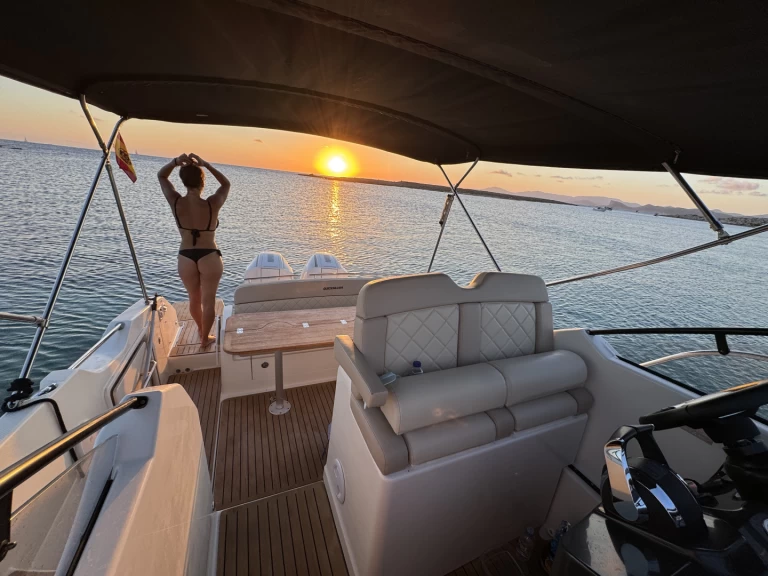 Alquiler de barcos Ibiza (Ciudad) barato de Activ 875 Sundeck