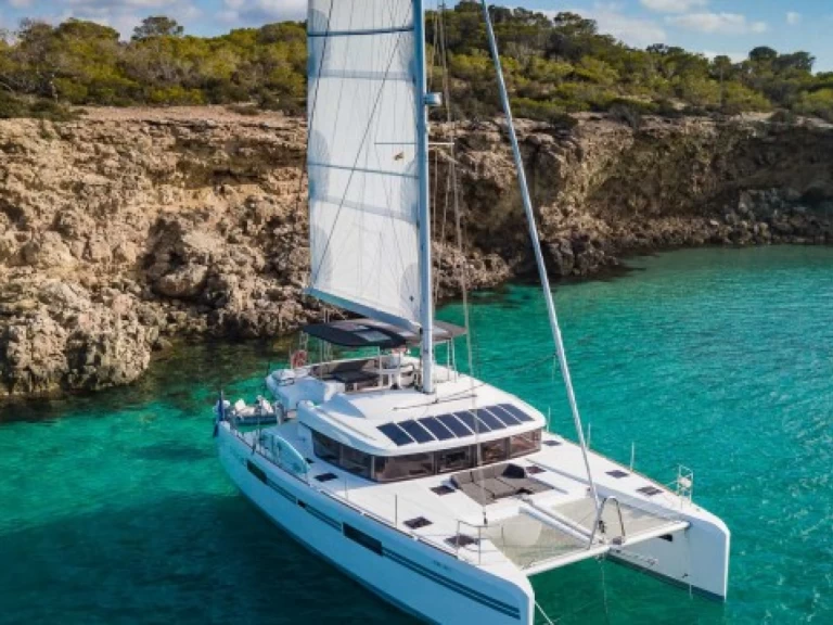 Bénéteau Lagoon 52 de alquiler a Bonifacio