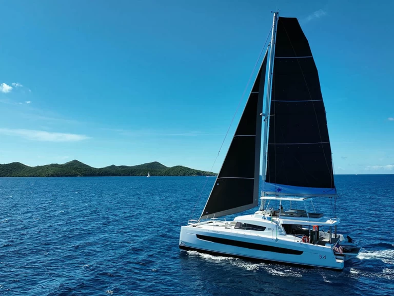 Alquiler de barcos Road Town barato de Bali 5.4