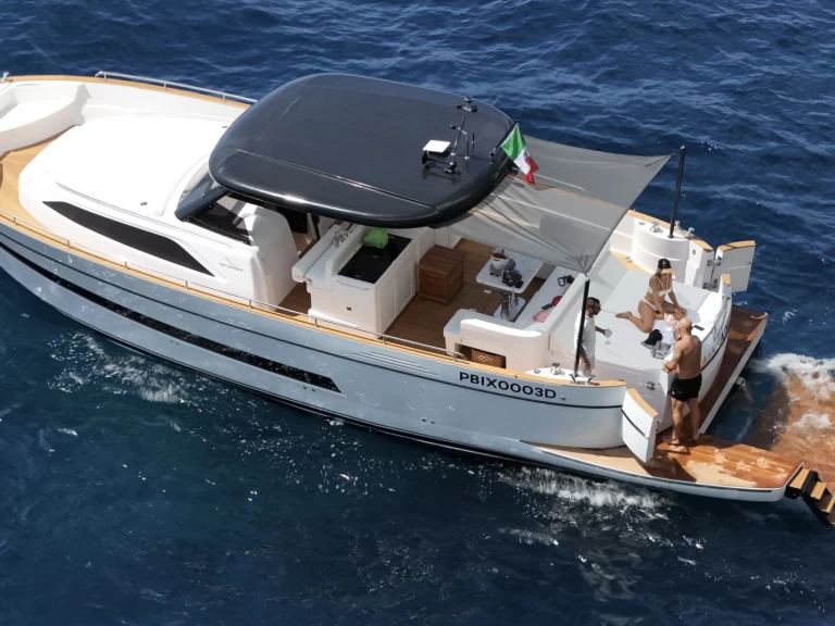 Alquiler Lancha Apreamare con o sin  título de navegación