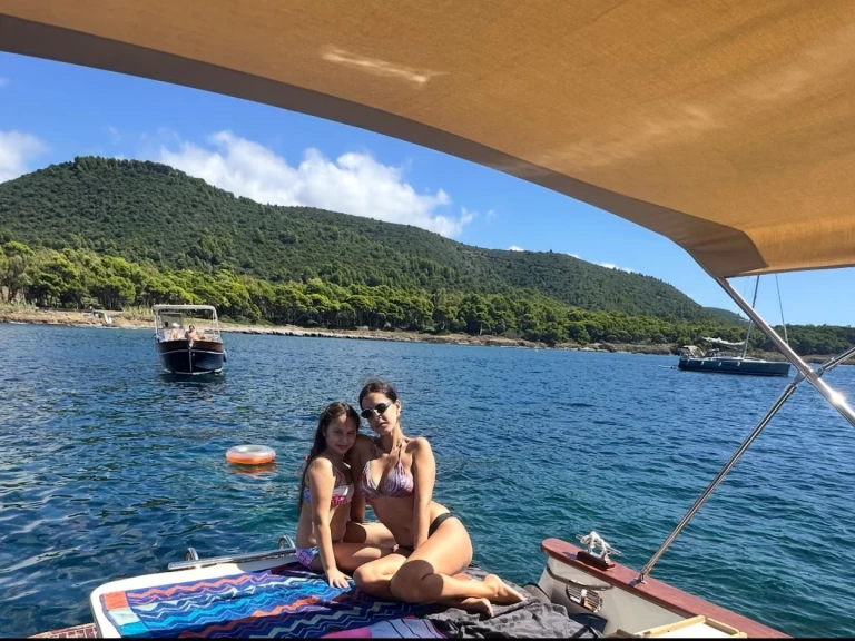 Lancha para alquilar Salerno al mejor precio