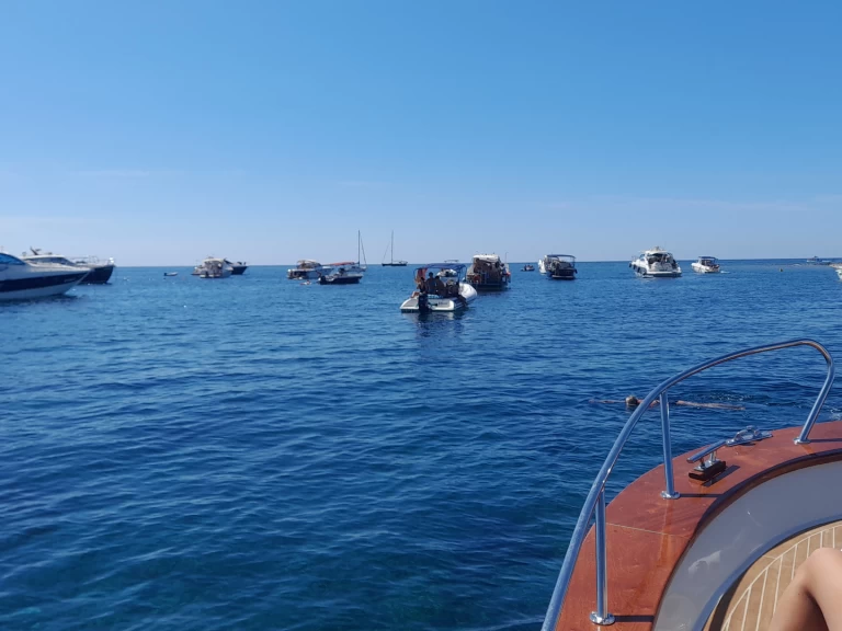 Alquiler de fratelli mileo Gozzo Campano Sport Cruiser  en Salerno