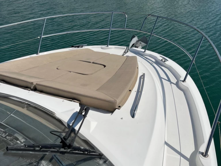 Alquiler de embarcaciones Jeanneau Prestige 350 Fly enLes Sables-d'Olonne en Samboat