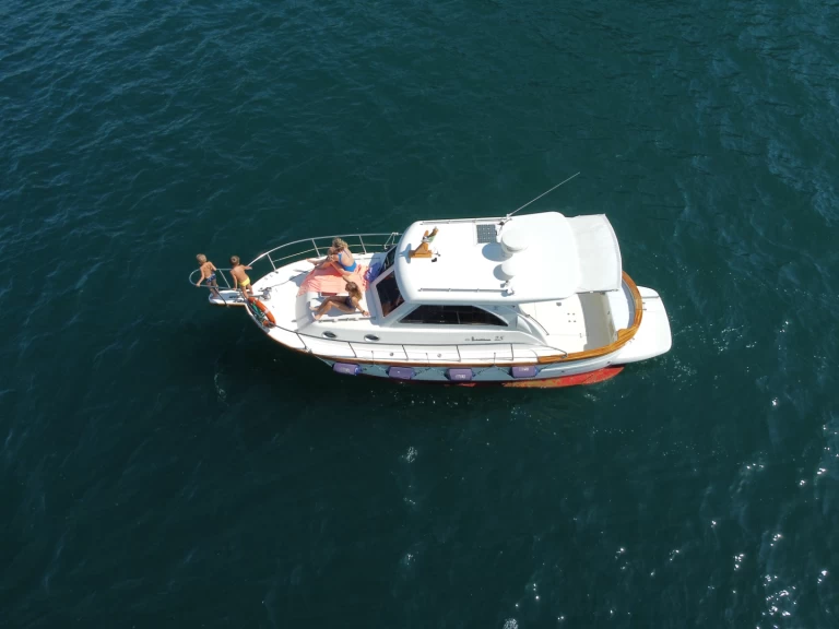 Alquiler de Lancha, con o sin patrón Sciallino Lovere