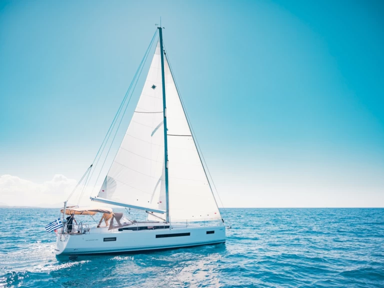 Jeanneau Sun Odyssey 490 de alquiler a Lávrio