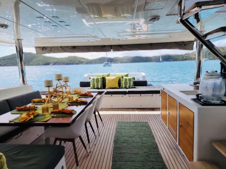 Alquiler de embarcaciones Lagoon HUNTRESS enIslas Vírgenes Británicas en Samboat