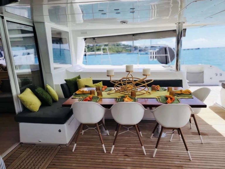 Lagoon HUNTRESS de alquiler a Islas Vírgenes Británicas