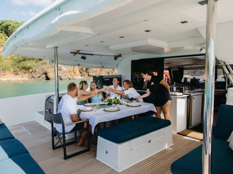Alquiler de Yate de lujo, con o sin patrón Fountaine Pajot Islas Vírgenes Británicas