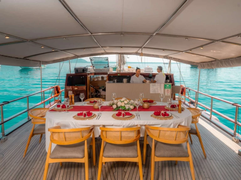 Alquiler de barcos Marmaris barato de PRINCESS ALIZE