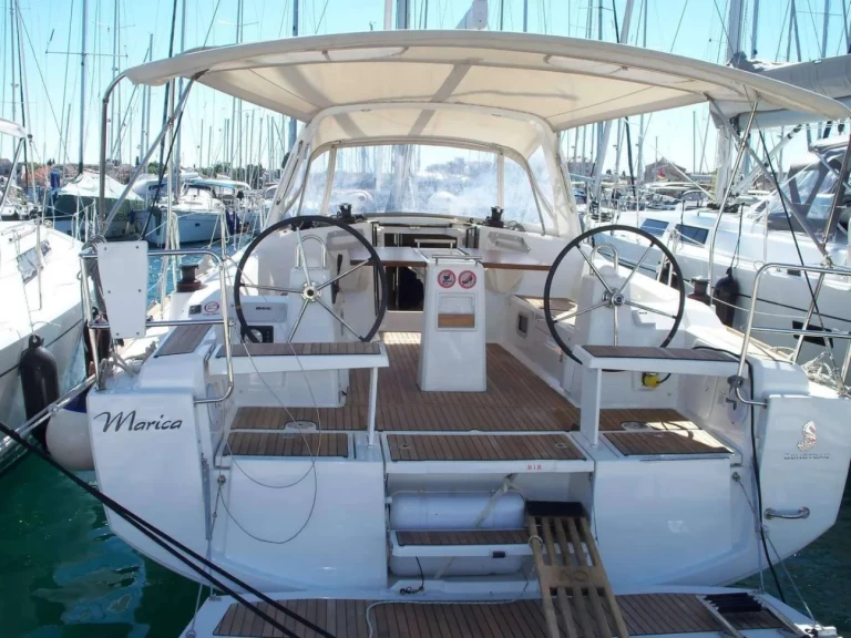 Alquiler Velero en Trogir - Bénéteau Oceanis 38