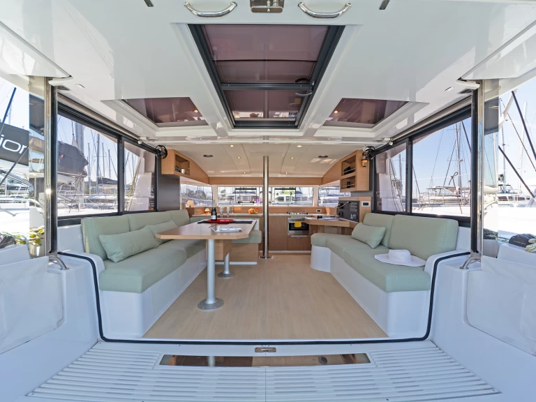 Catamarán para alquilar Deme of Volos al mejor precio