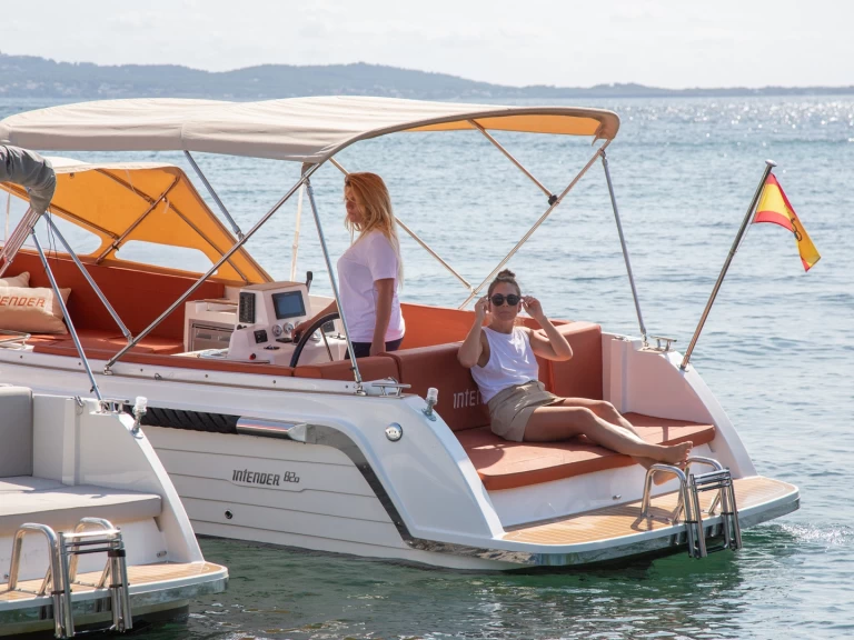 Alquiler de embarcaciones Interboat Intender 820 enPort de Pollença en Samboat