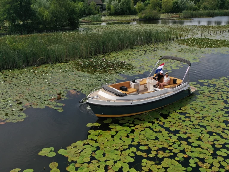 Alquiler de embarcaciones Interboat Intender 850 enPort de Pollença en Samboat