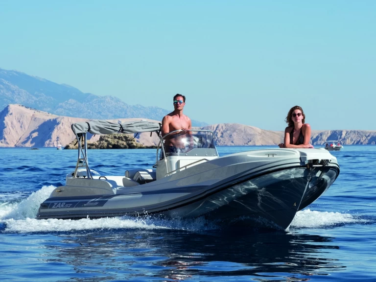 Alquiler de Neumática, con o sin patrón Zar Port de Pollença