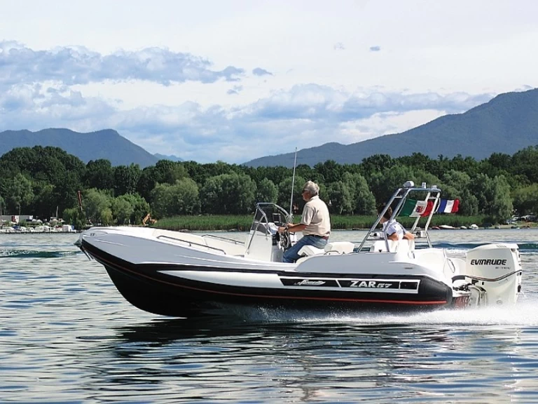 Neumática para alquilar Port de Pollença al mejor precio