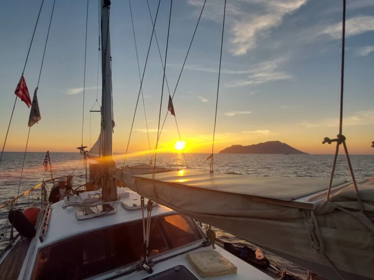 Alquiler Velero Georg Nissen con o sin  título de navegación