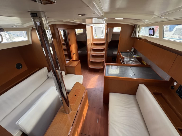 Alquiler de Bénéteau Oceanis 41.1 en Ibiza (Ciudad)