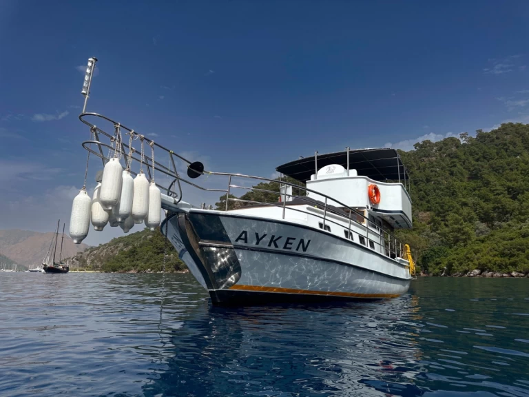 Alquiler de Velero, con o sin patrón Custom Made Marmaris