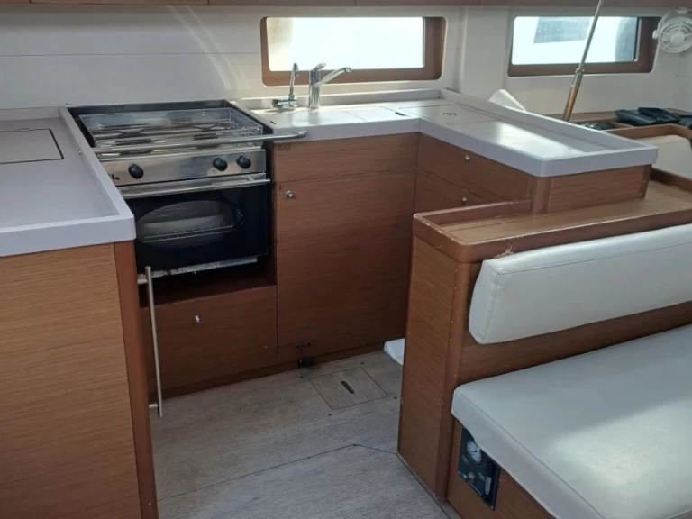 Alquiler de embarcaciones Bénéteau Oceanis 51.1 enLefkáda en Samboat