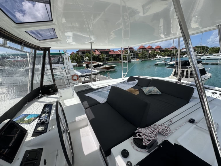 Alquiler de Lagoon Lagoon 46 en Mahé