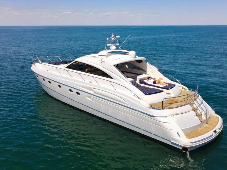 Alquiler de embarcaciones Princess Princess V65 enSaint Vincent (Island) en Samboat