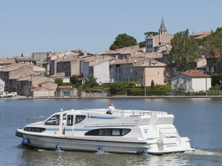 Le Boat Magnifique de alquiler a Trèbes