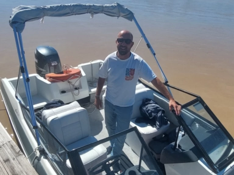 Lancha para alquilar Burdeos al mejor precio