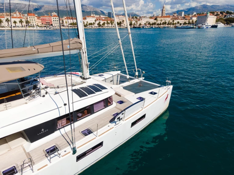 Alquiler Split - Lagoon Lagoon 620 en SamBoat