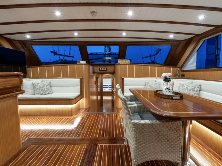 Velero para alquilar Bodrum al mejor precio